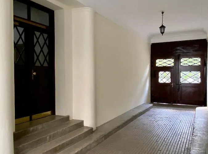 Apartment Rozbrat With Park View Warsaw