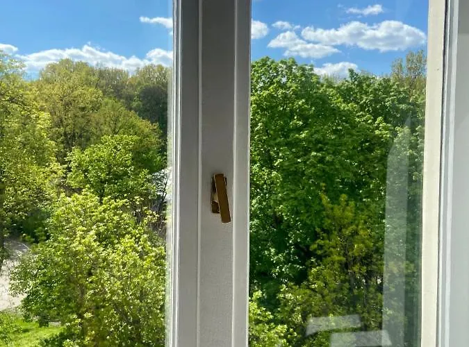 Rozbrat With Park View Apartment Warsaw