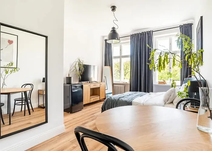 Rozbrat With Park View Apartment *